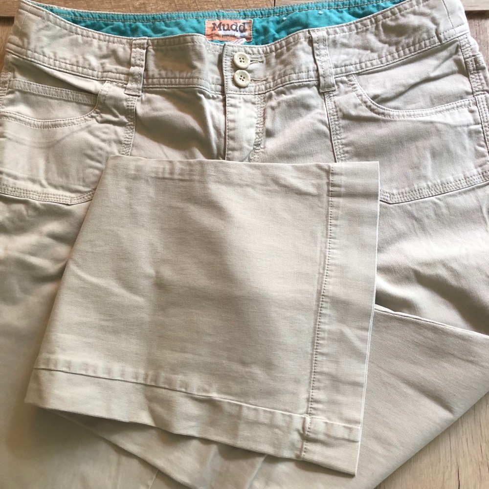 Juniors Mudd Khaki pants